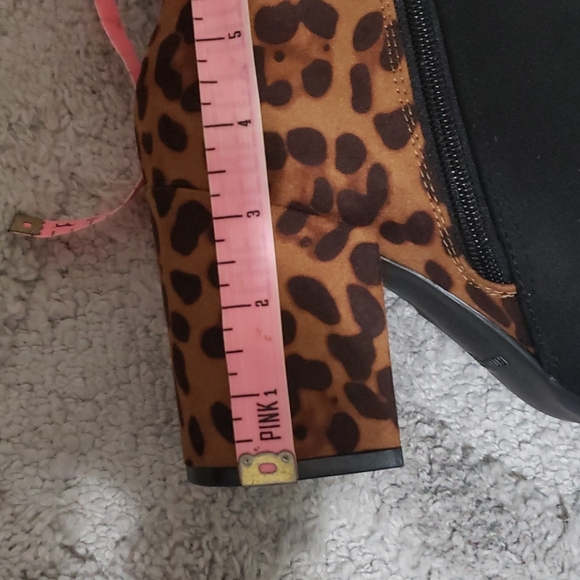 BRAND NEW LEOPARD BOOTS🐆 - Picture 6 of 6